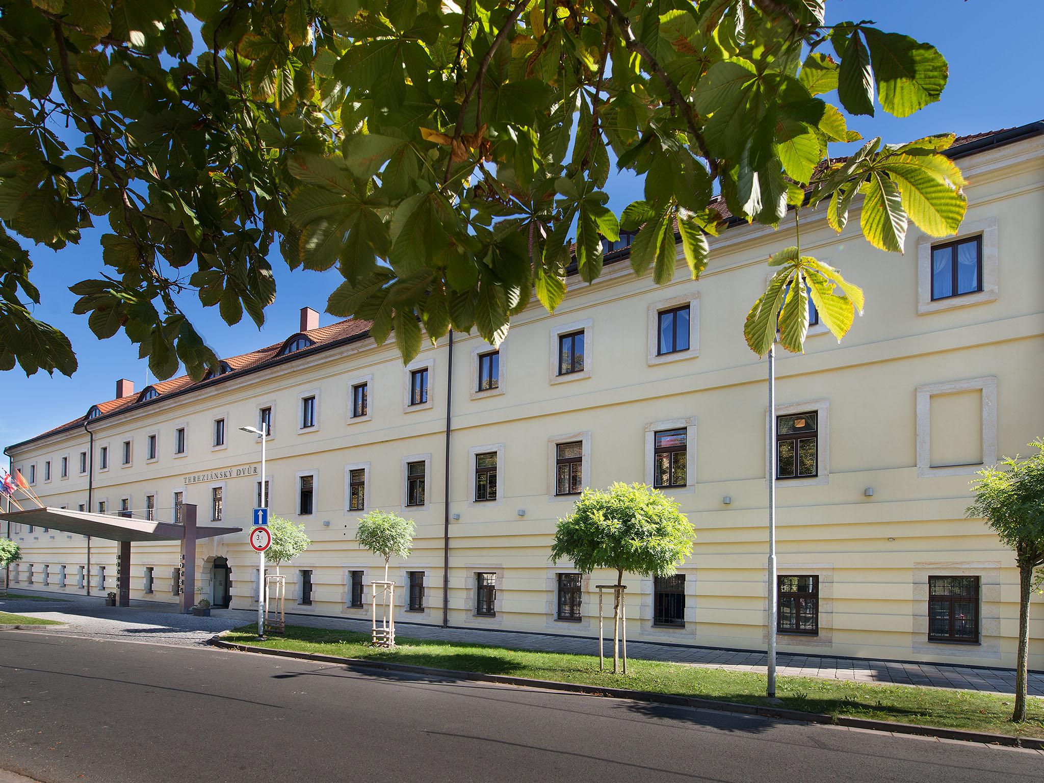 Ea Hotel Tereziansky Dvur Hradec Králové Extérieur photo