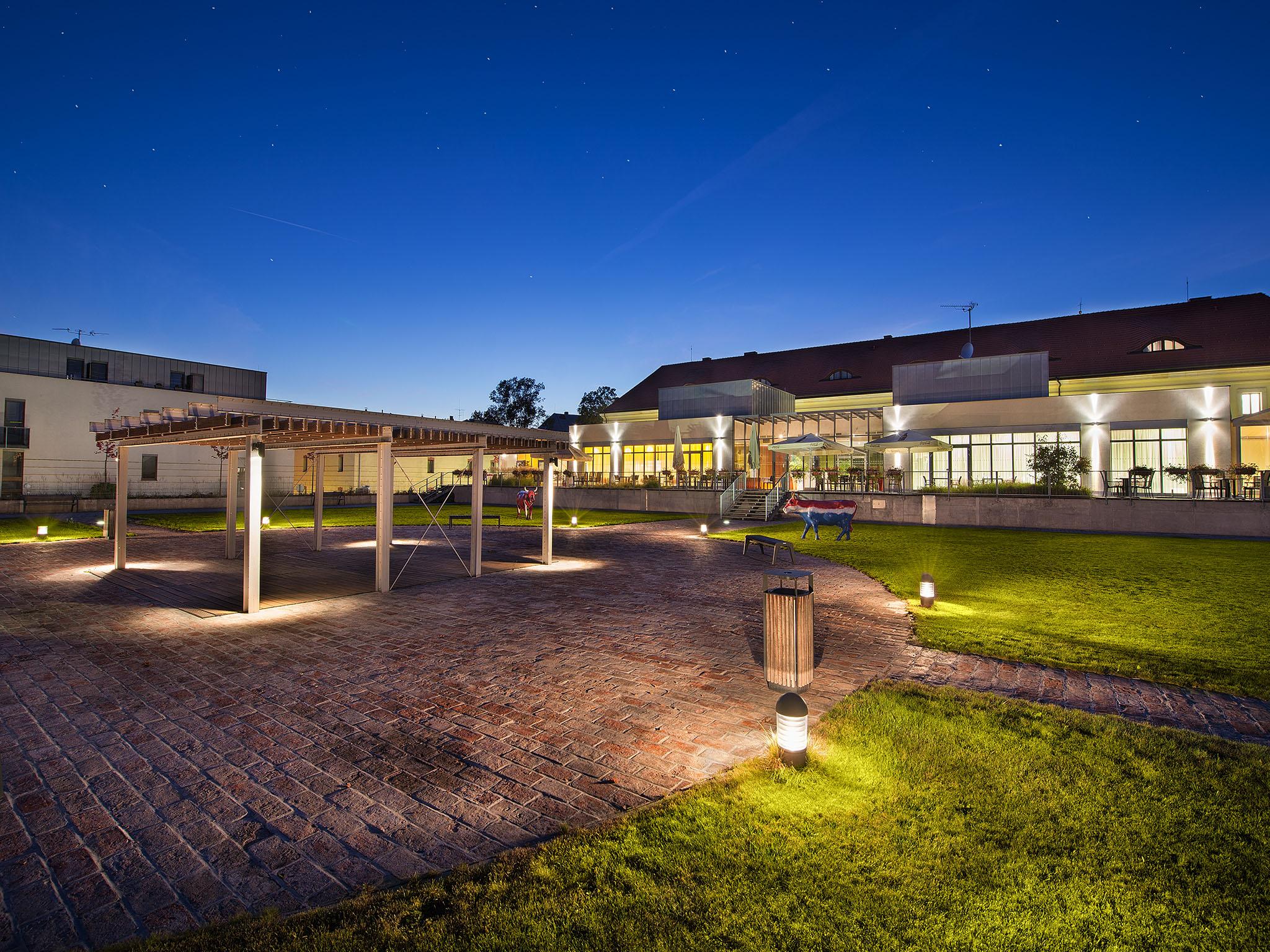 Ea Hotel Tereziansky Dvur Hradec Králové Extérieur photo