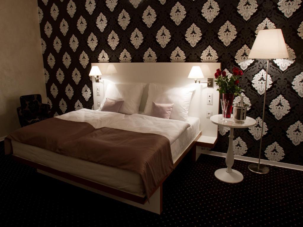 Ea Hotel Tereziansky Dvur Hradec Králové Chambre photo