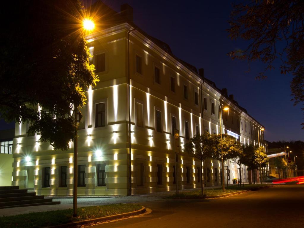 Ea Hotel Tereziansky Dvur Hradec Králové Extérieur photo